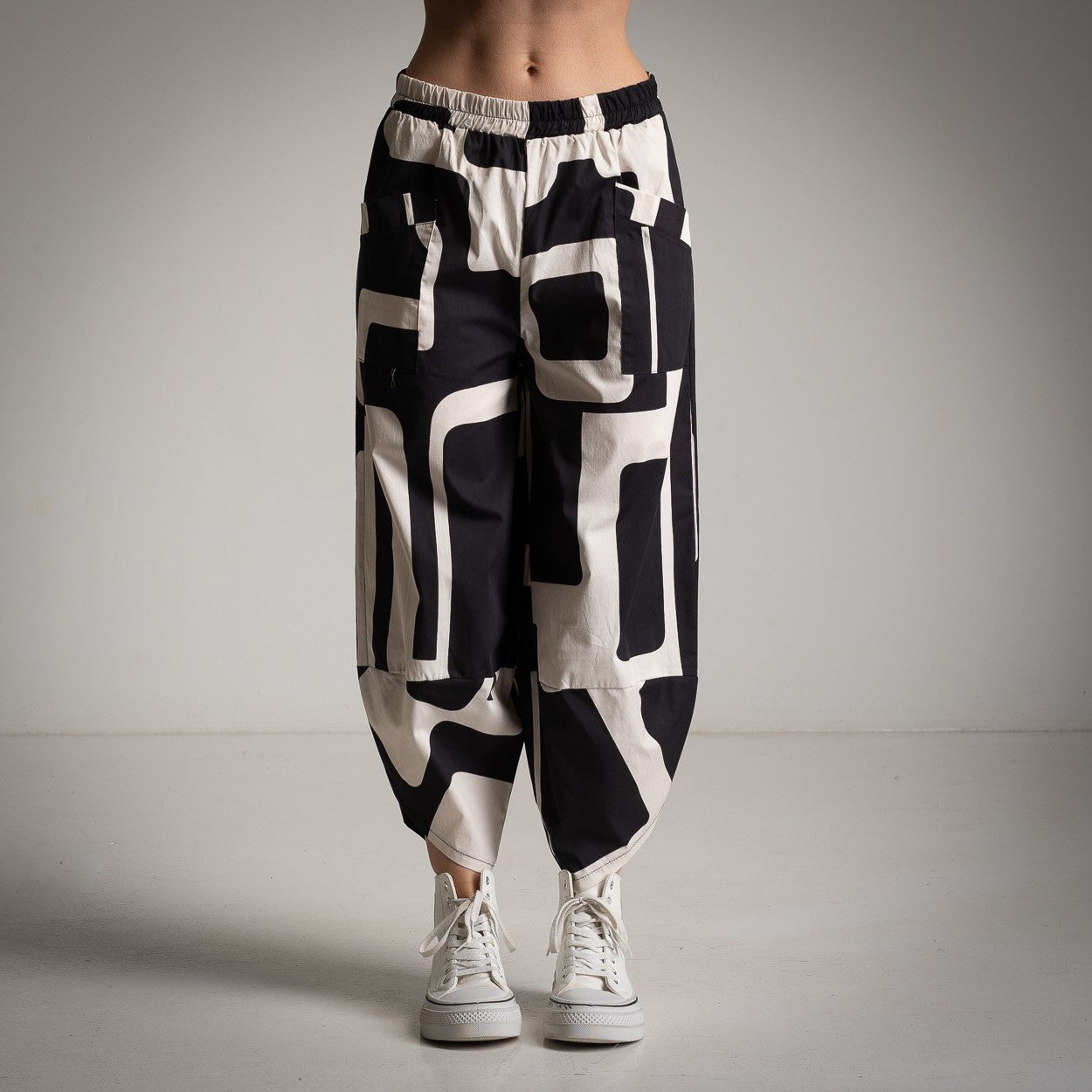 Pantalón Estampado Óptico con Bolsillos
