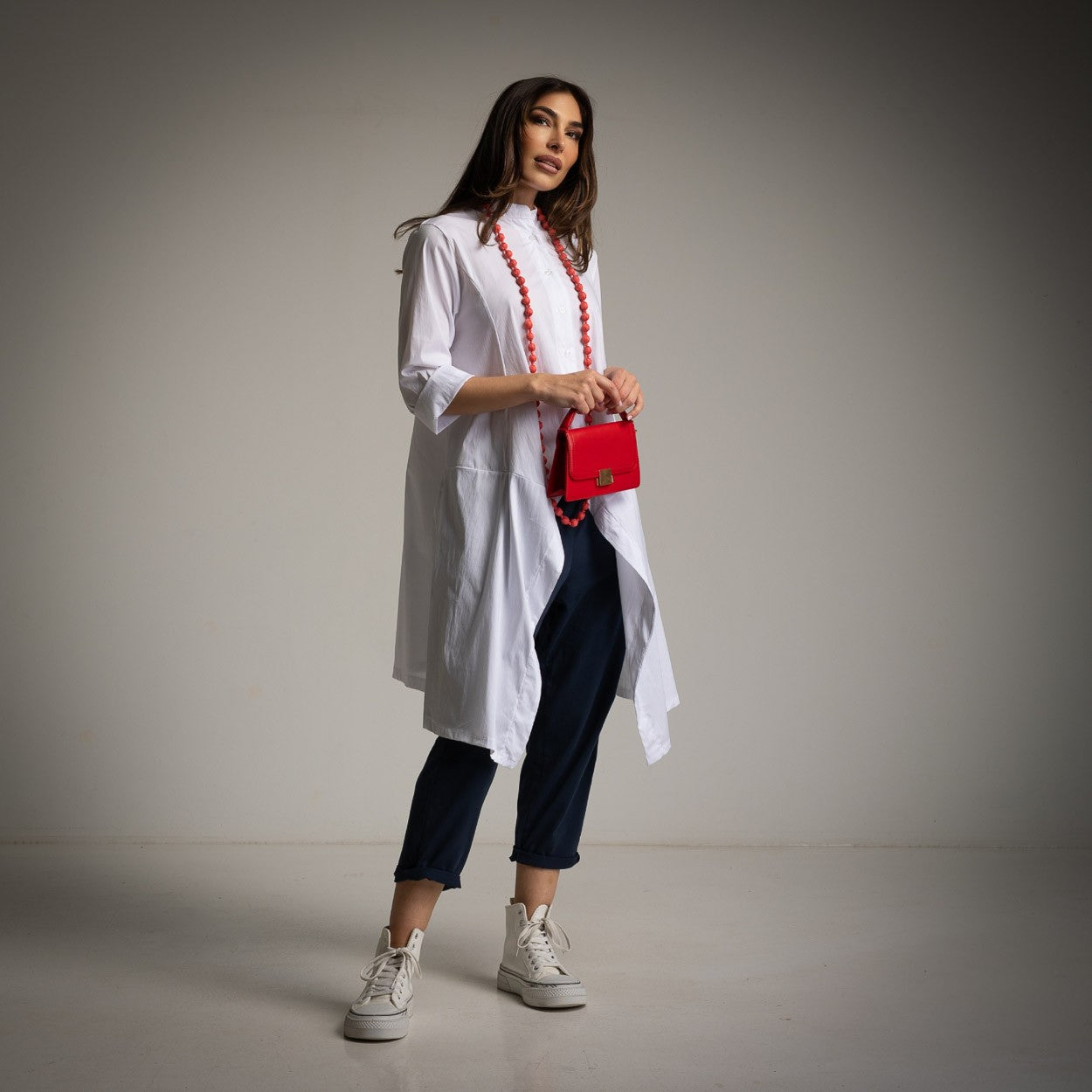 Camisa/Chaqué Blanco de Mujer con cuello Maho - Diseño Italiano