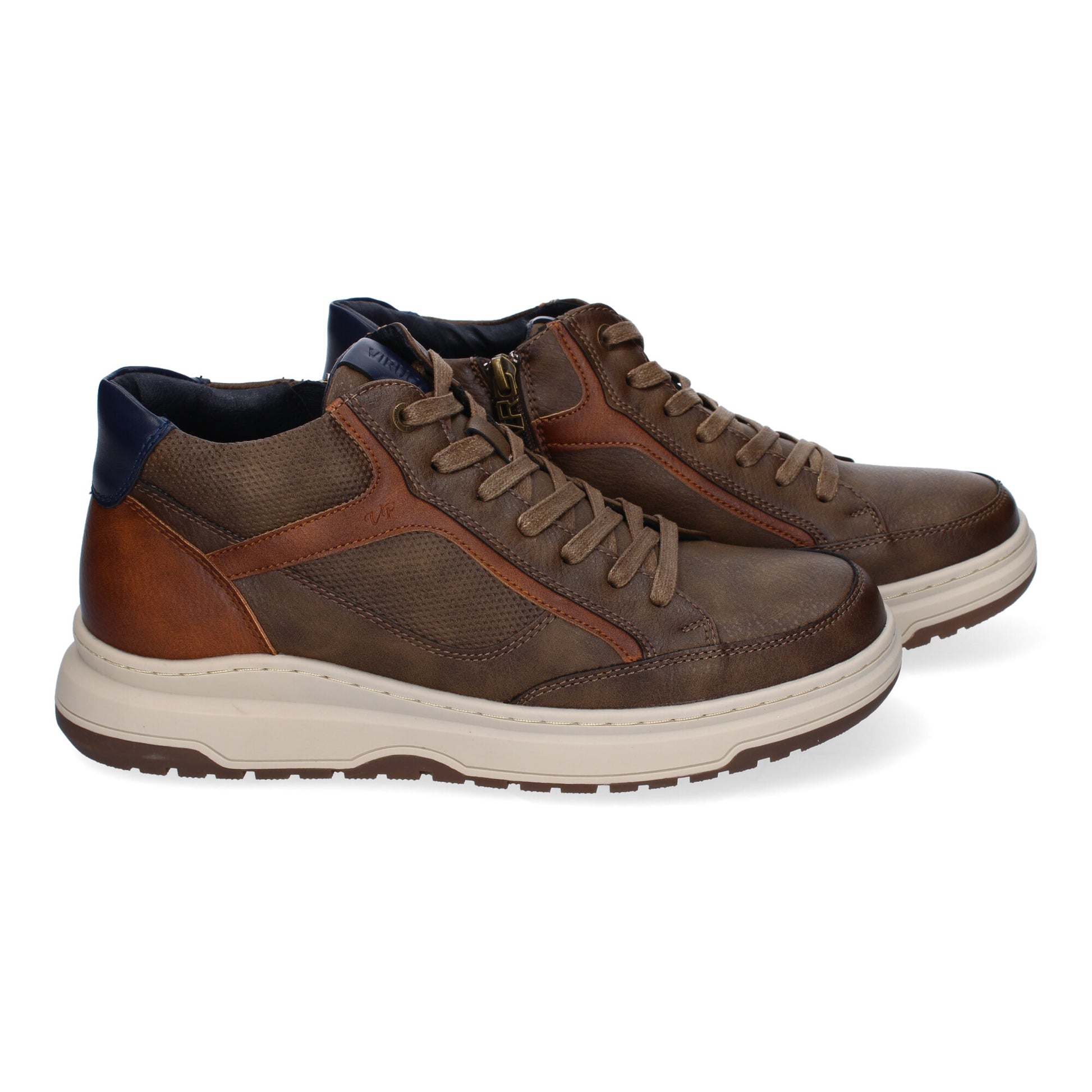 Zapatilla abotinada taupe con cordones y cremallera – estilo urbano con alma práctica